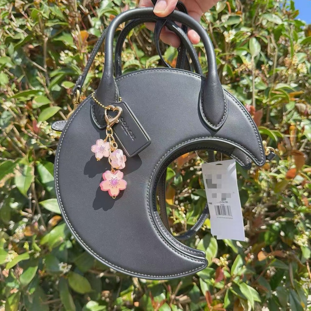 NWT Coach Moon Bag In Regenerative Leather (CP318)